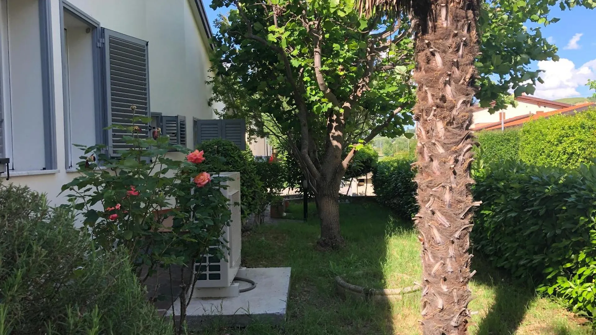 Villa Volpe - Free Wifi & Private Parking Ίμολα